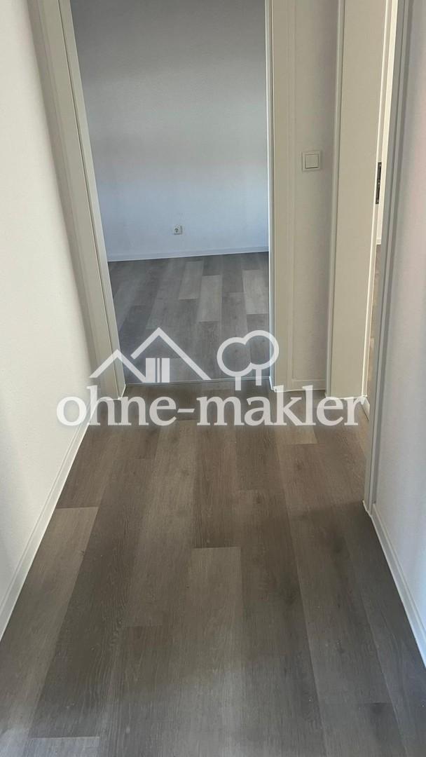 Frisch renovierte 2-Zimmer-Erdgeschosswohnung mit Wintergarten in Mannheim-Gartenstadt - Photo 4