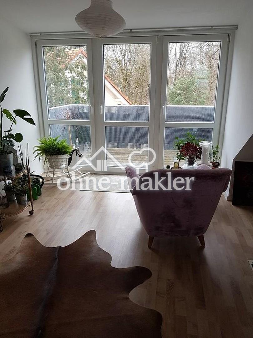 3 Zi. Dachgeschoss Wohnung mit gr. Balkon in Waldtrudering ab 01.12.26 - Foto 1