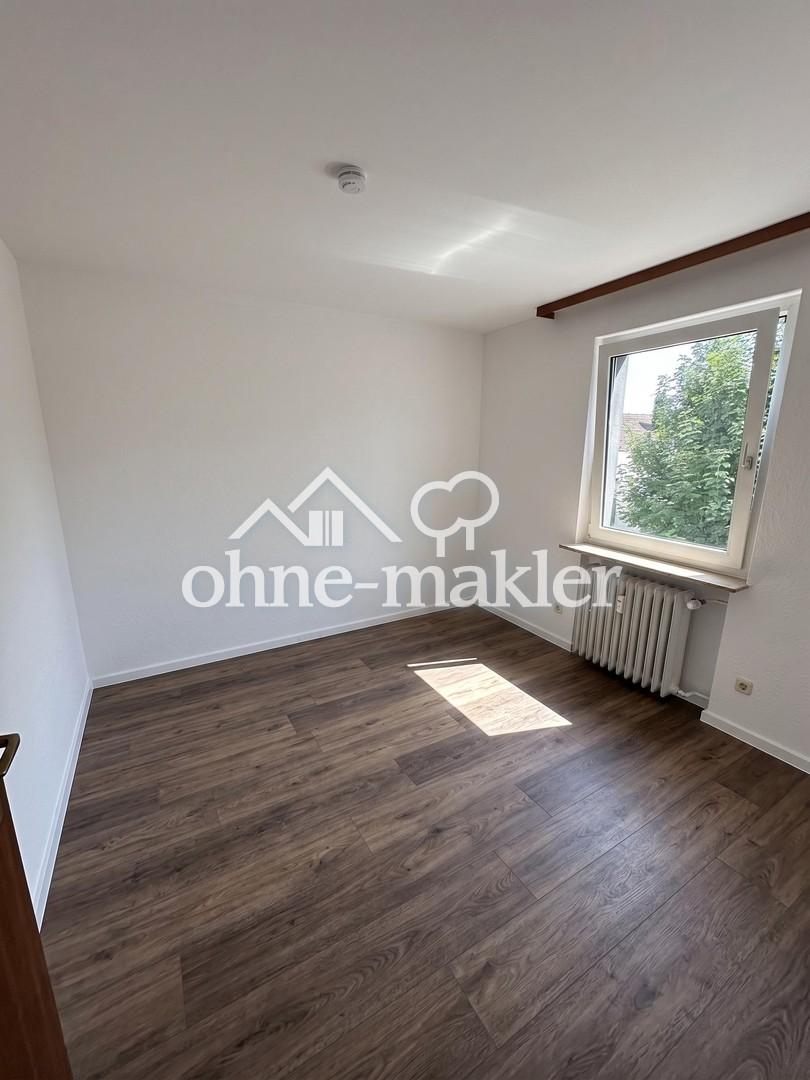Kernsanierte 4 Zimmer Wohnung mit Balkon & Aufzug - Foto 4