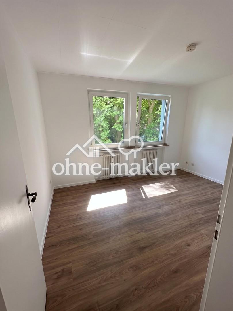Kernsanierte 4 Zimmer Wohnung mit Balkon & Aufzug - Foto 3