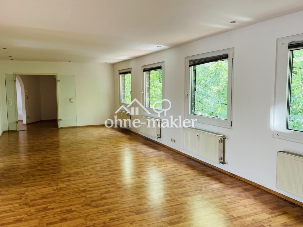Urban, grüner Blick, hell & ruhig: Penthouse Feeling mit Charme & Dachterrasse | nahe Innenhafen - Photo 1