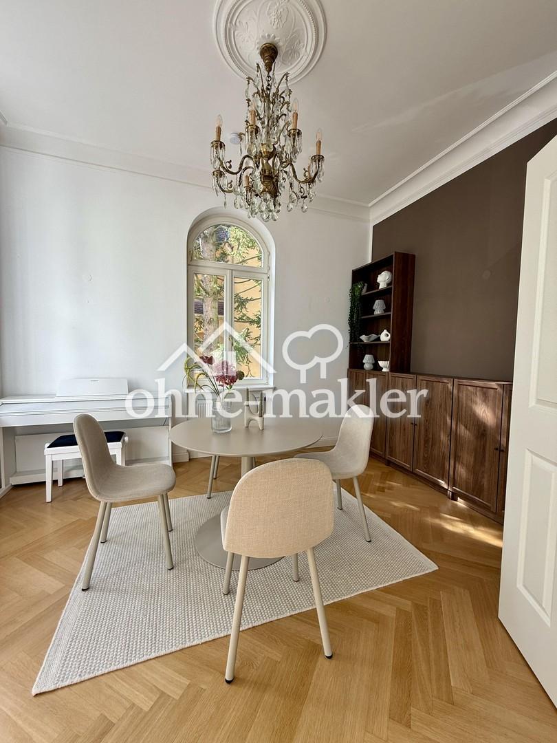 Lichtdurchflutete 4-Zimmer-Altbauwohnung mit Balkon & Garten - Photo 5