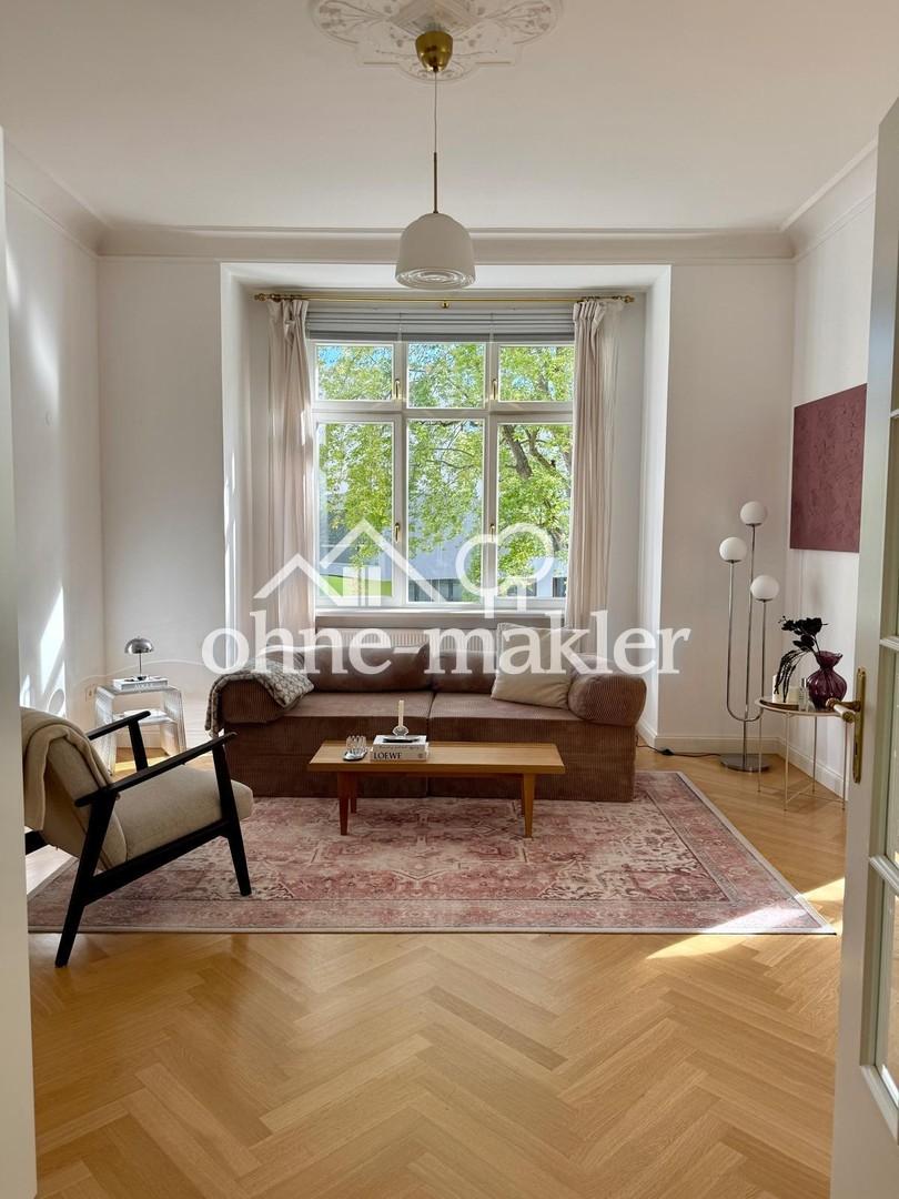 Lichtdurchflutete 4-Zimmer-Altbauwohnung mit Balkon & Garten - Photo 4