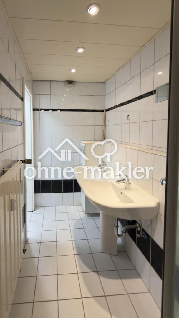 Modern ausgestattete Wohnung mit Küche und Weitblick in ruhiger Sackgasse - Photo 5