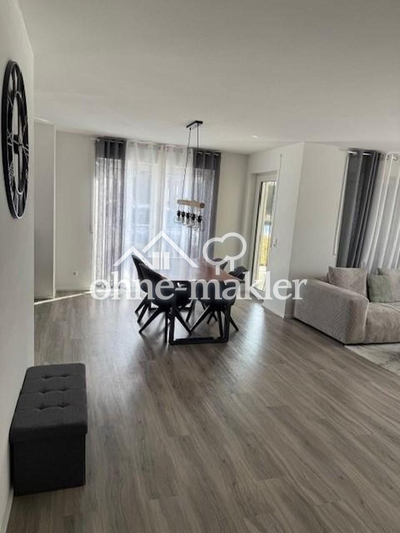 Einziehen und Wohlfühlen: Moderne 3,5-Zimmer Wohnung mit Terrasse in Sulz a.N. - Holzhausen - Photo 2
