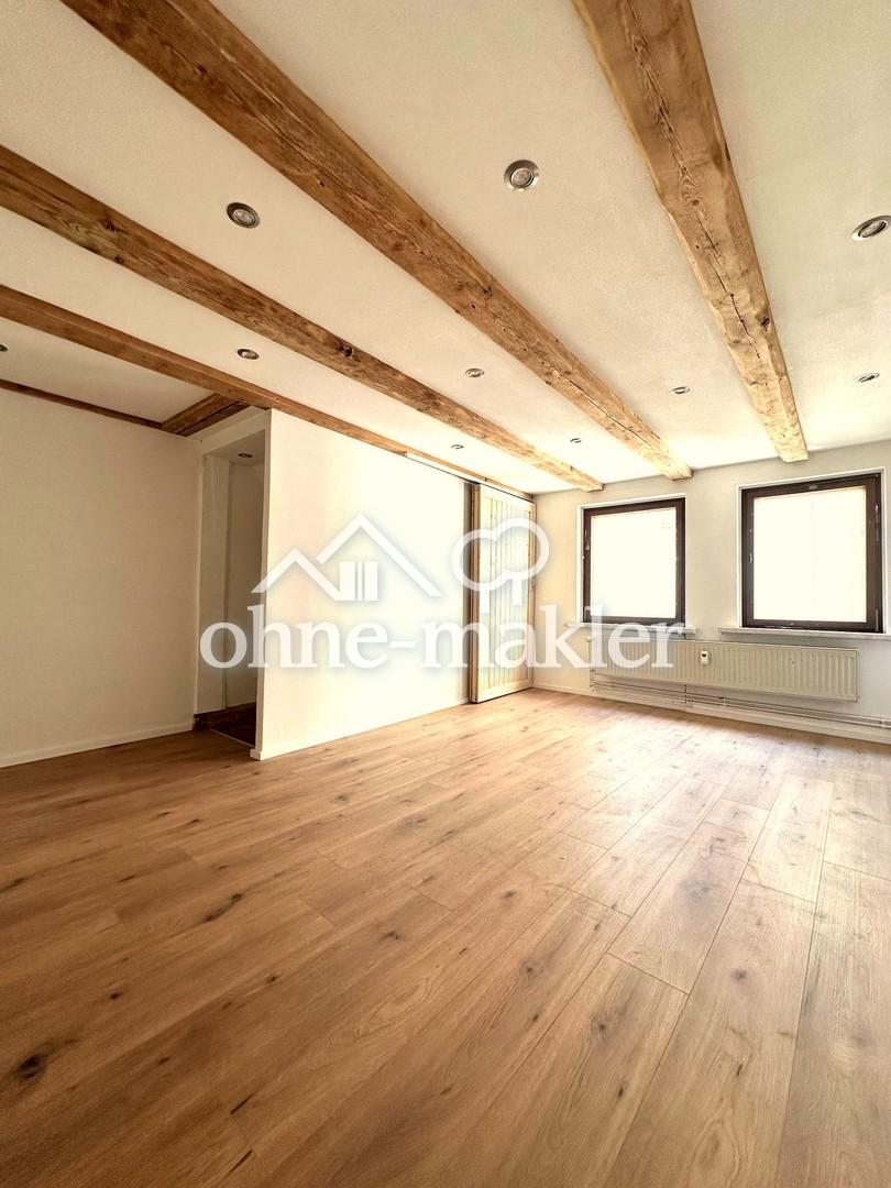 Maisonette 4-Raum Wohnung 110 m² neu saniert im Zentrum Apoldas - Photo 1