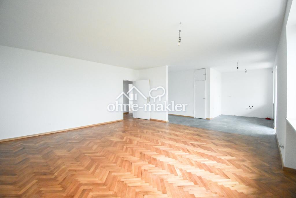 Großzügige renovierte 3-Zimmer-Wohnung mit Balkon und Balkon-Solaranlage in Kitzingen - Foto 1