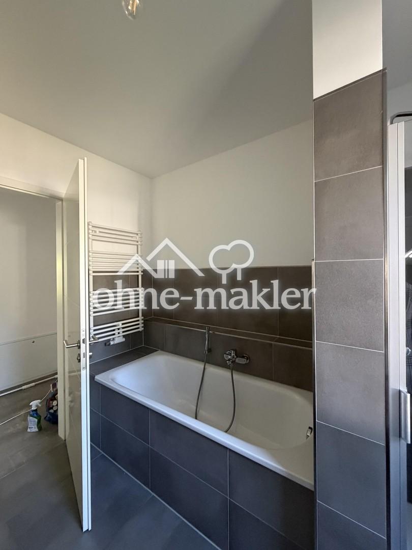 Moderne 4-Zimmer-EG-Wohnung mit überdachter Terrasse, Aufzug & Wärmepumpe - Photo 5