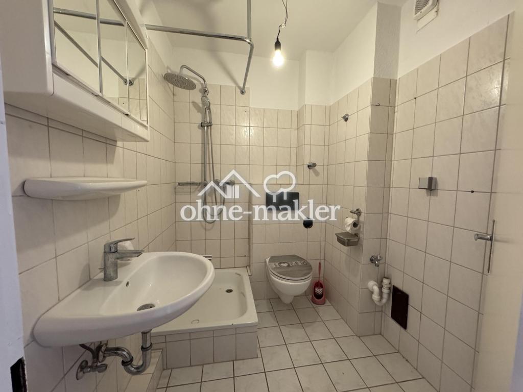 2 Zimmer mit Loggia, frei ab sofort - Photo 2