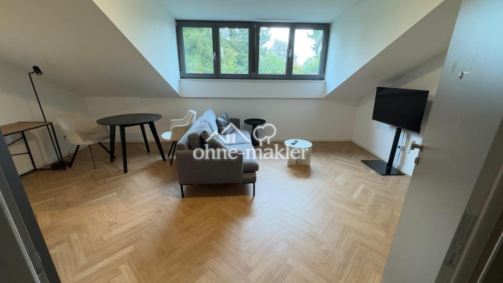 Möbliert & sofort verfügbare 2-Zimmer-Dachgeschoss-Mietwohnung in Perlach - Photo 3