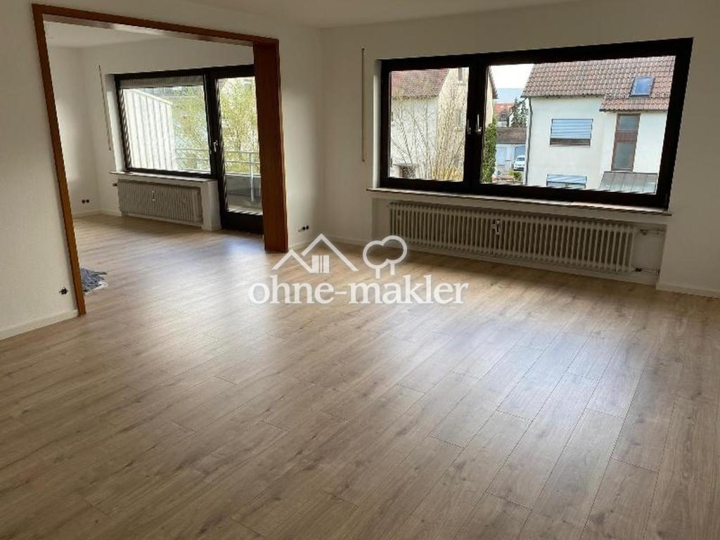 Sonnige 1.Stock Wohnung mit großzügigem Wohn-Essbereich und 2 Balkonen - Foto 1