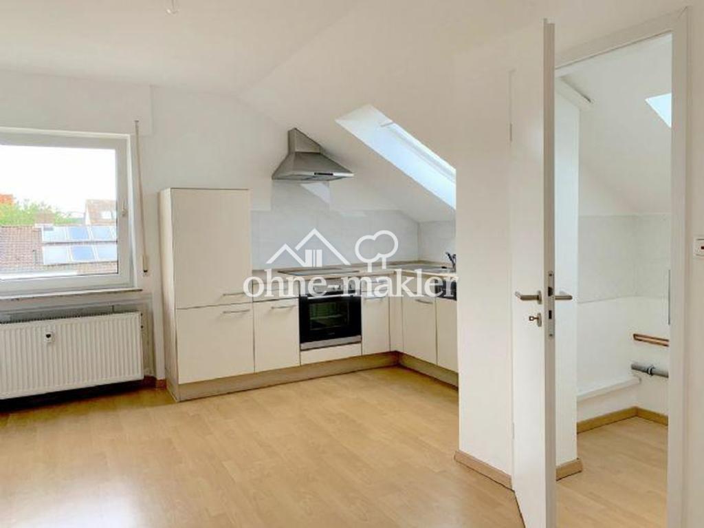 Ruhige und gepflegte DG­-Wohnung mit EBK, fußläufig zur S­-Bahn - Photo 2