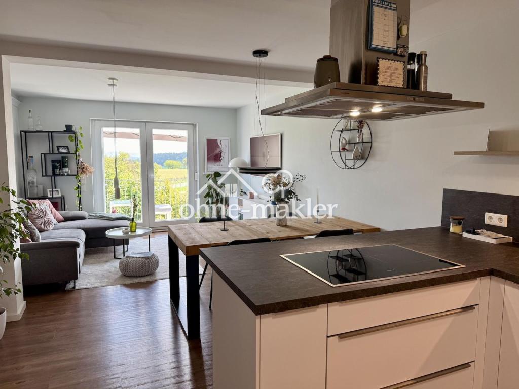 Moderne 3-Zimmer-Wohnung mit Balkon, Aufzug, Aussicht mit gehobener Ausstattung - Photo 1