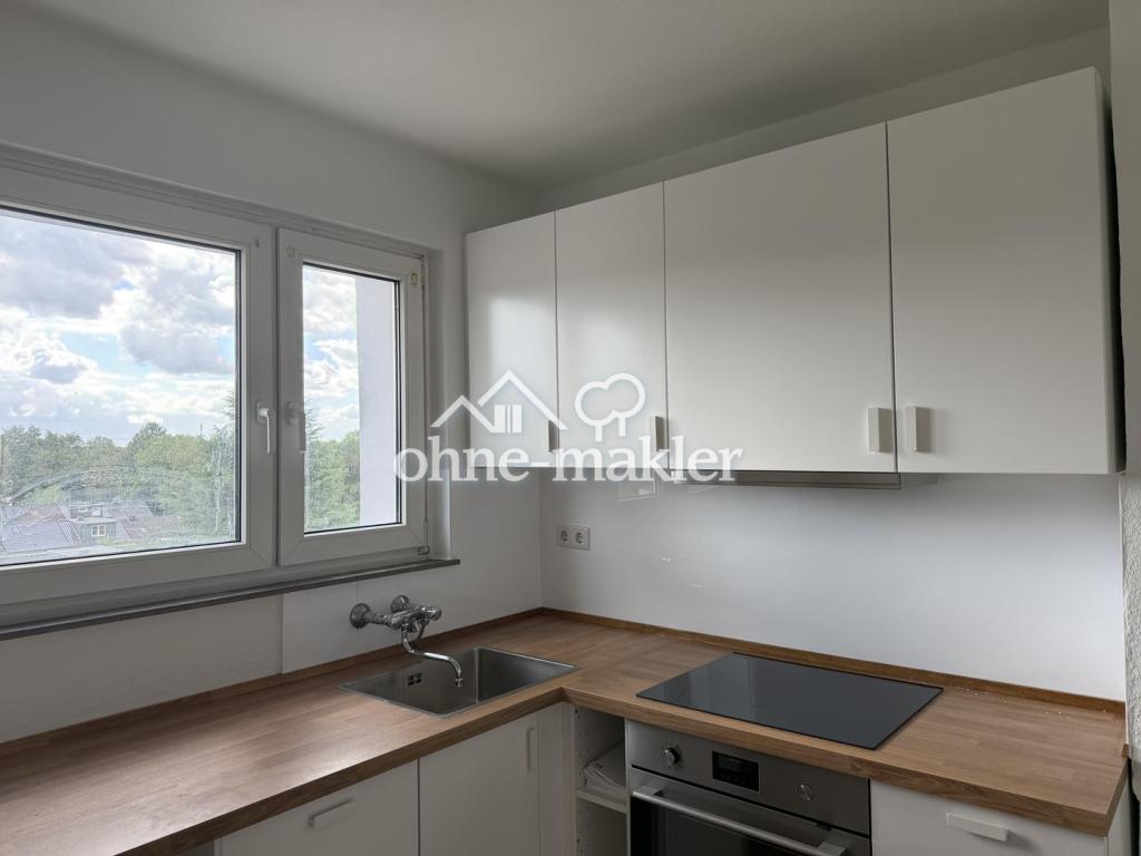 3-Zimmer-Dachgeschosswohnung in Refrath - Photo 2