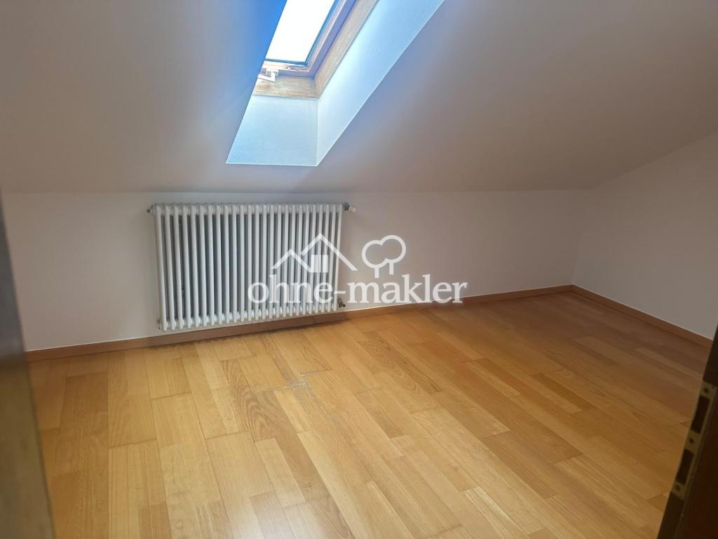 Charmante 2-Zimmer-Wohnung mit großzügigem Dachstudio, Balkon & Einbauküche in Vierkirchen - Photo 5