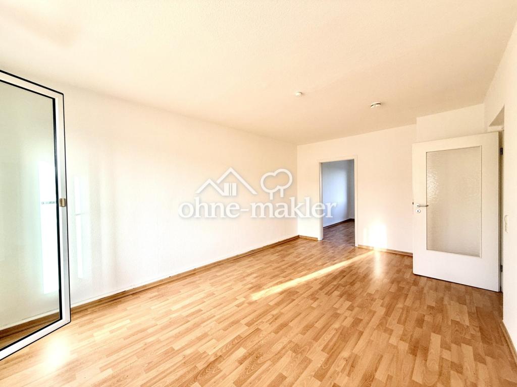 Helle 2-Raum-Wohnung mit Balkon und Blick auf die Elbhänge - Foto 1