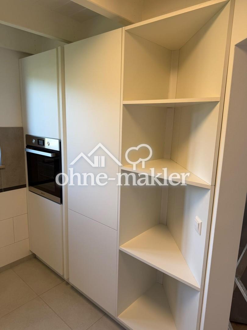 122-Hochwertig sanierte 5-Zimmer-Dachgeschosswohnung mit Sonnenbalkon und Traumfernblick - Photo 3