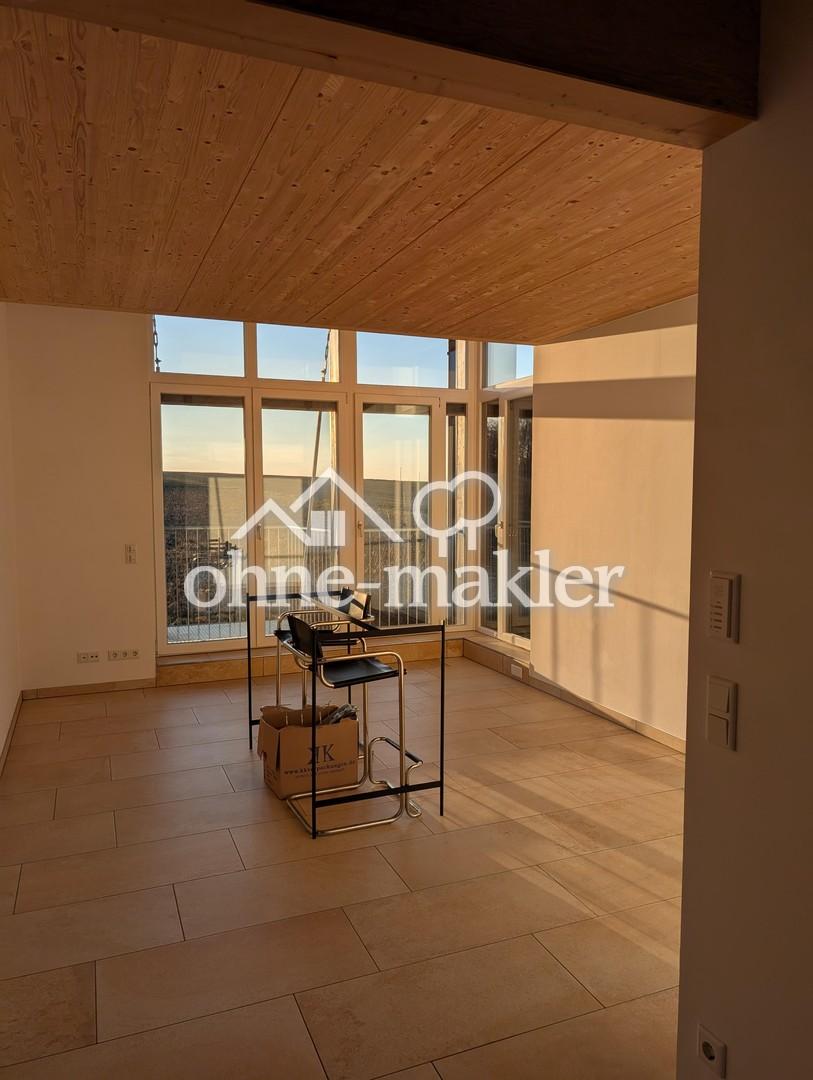 Pfiffige Maisonette-Wohnung mit Ausblick in ländlicher Ruhe! - Foto 2
