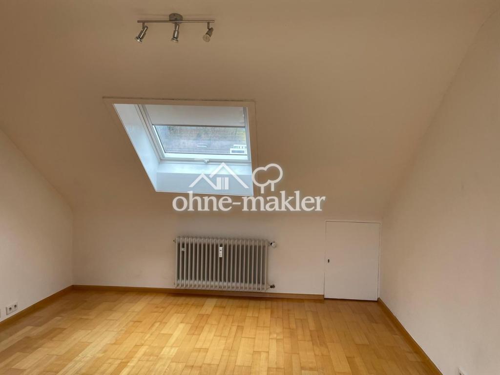 Gemütliche 3-Zimmer-Dachgeschosswohnung in Bestlage - Photo 5