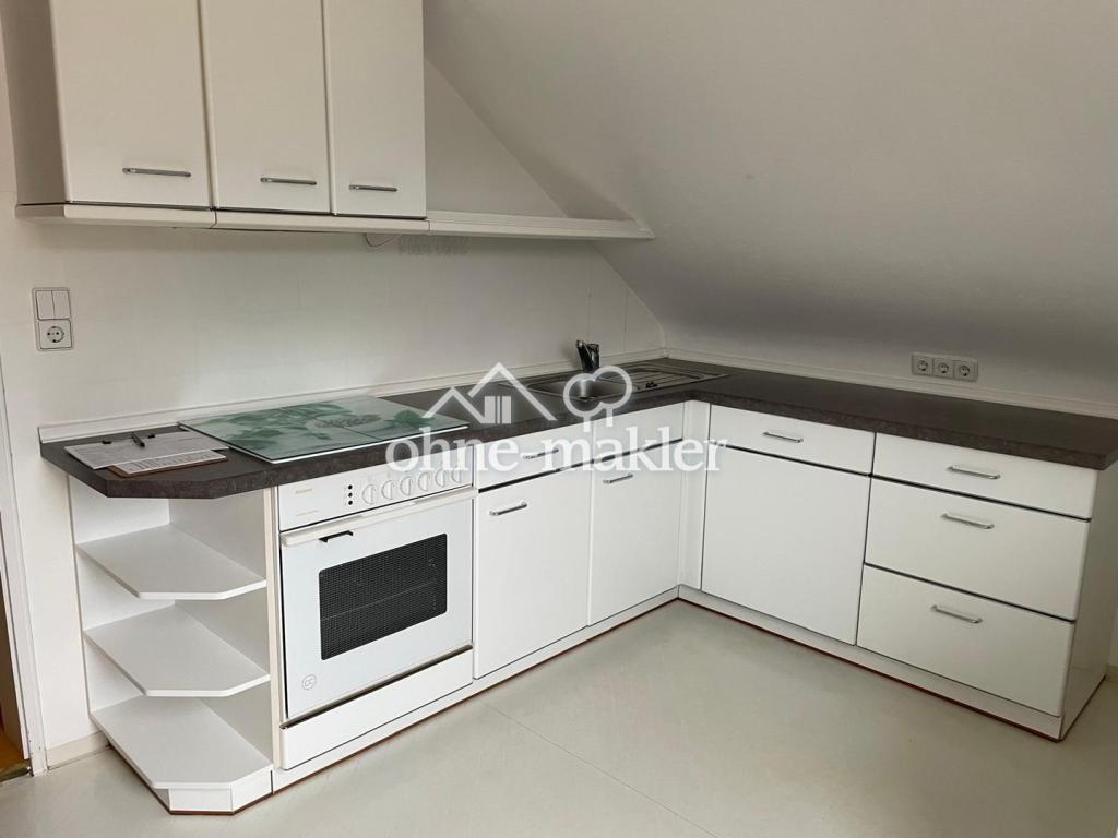 Gemütliche 3-Zimmer-Dachgeschosswohnung in Bestlage - Photo 1