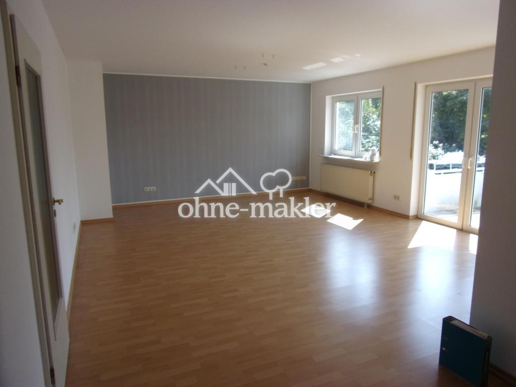Moderne, helle 3,5-Zimmer-Wohnung – 1. OG – ruhige Top-Lage mit 3 Balkonen & Feldbergblick - Photo 1