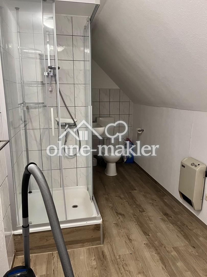 Ruhiges Apartment für 1 Person im DG Teilmöbliert - Photo 3