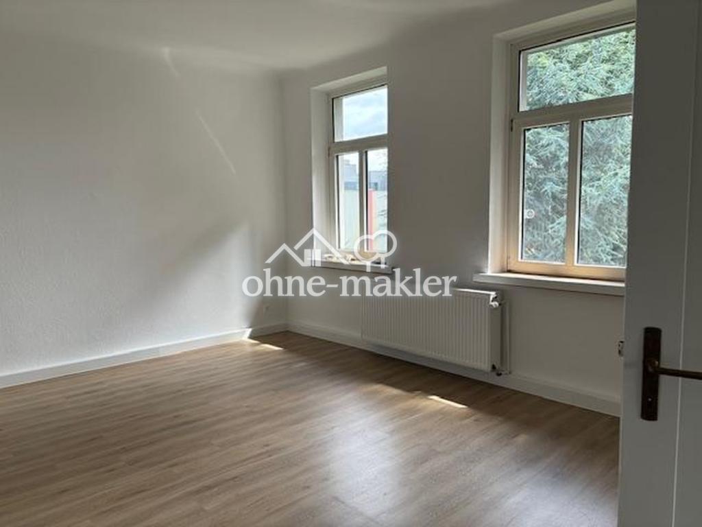 Besondere Altbau-Wohnung mit eigenem Garten-Teil - Foto 1