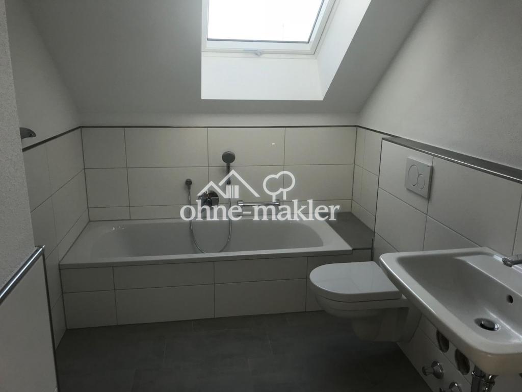 Attraktive 5-Zimmer-Wohnung mit Balkon und Dachterrasse - Foto 2