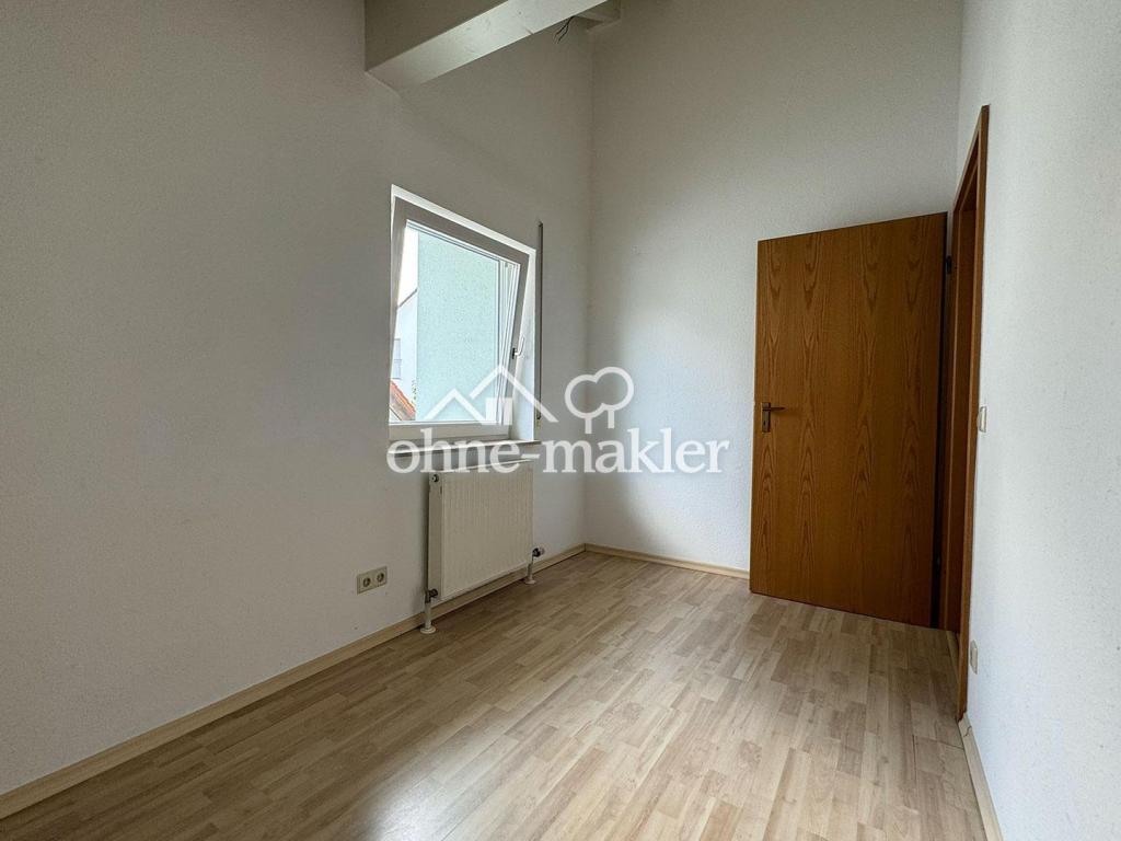 Tolle 3-Zimmer-Wohnung mit Sonnenbalkon in Cleebronn - Foto 4