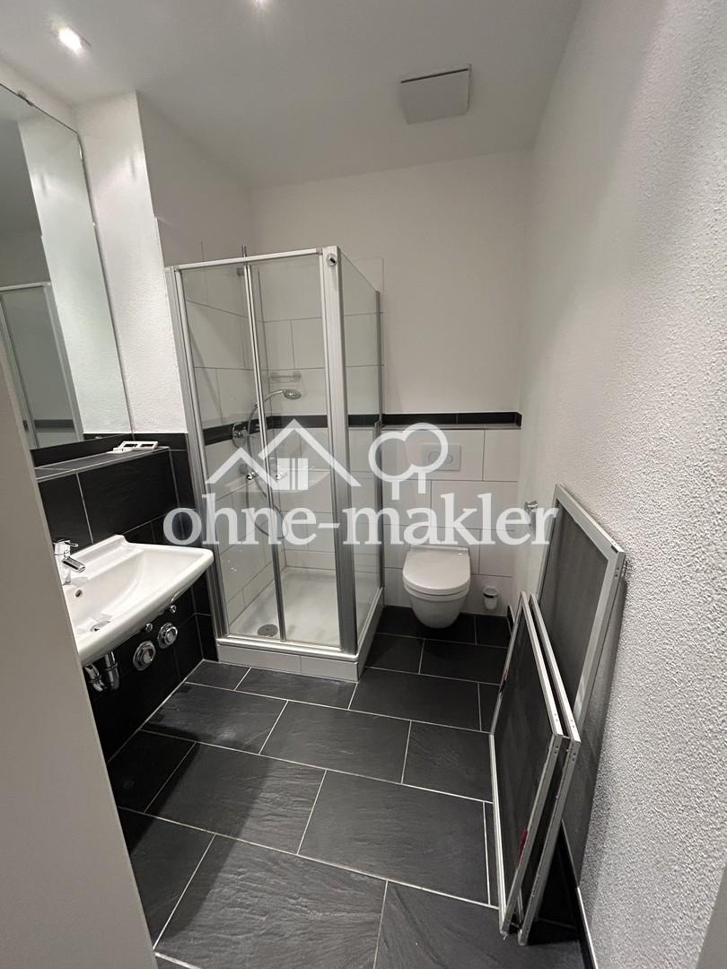3 Zimmer Wohnung mit Terasse und Einbauküche - Photo 4