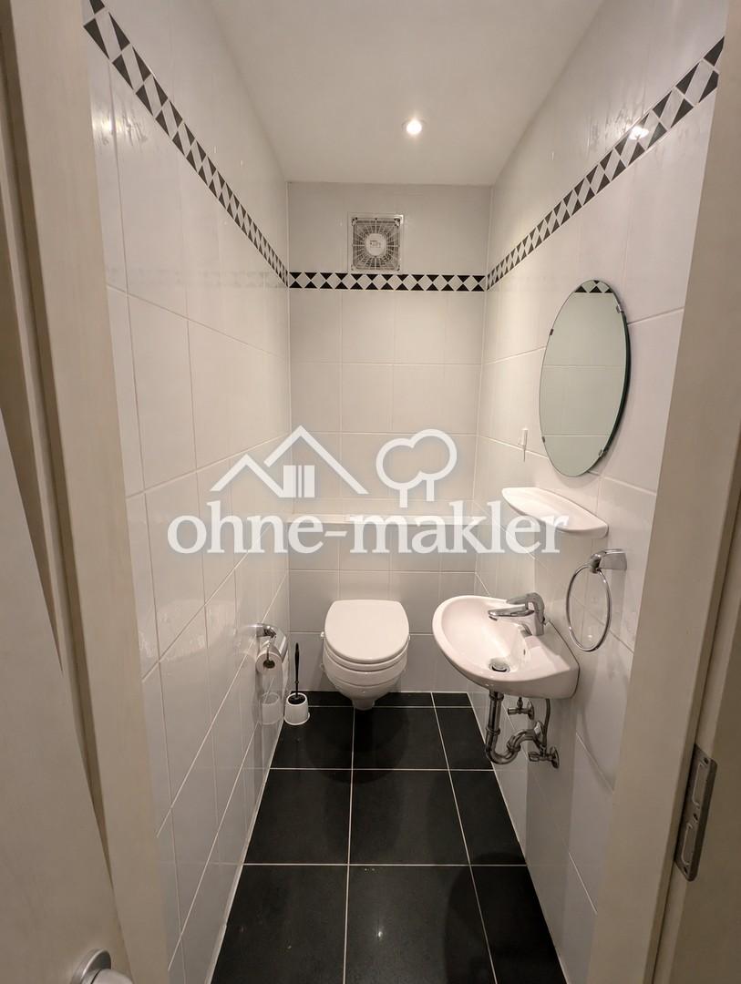 Frisch renovierte 2-Zimmer-Gartenwohnung mit neuer Einbauküche in Frankfurt-Nied - Photo 4