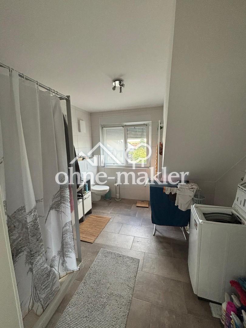 2,5 Zimmer Dachgeschoss-Wohnung mit Balkon - Foto 5