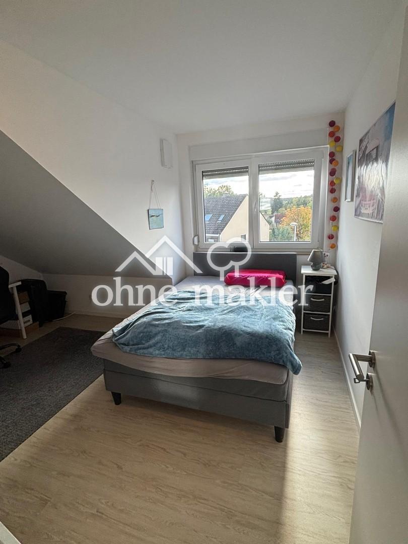 2,5 Zimmer Dachgeschoss-Wohnung mit Balkon - Foto 3