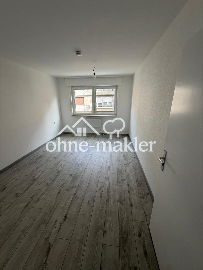Renovierte 2-Zimmerwohnung mit Balkon und EBK - Photo 1