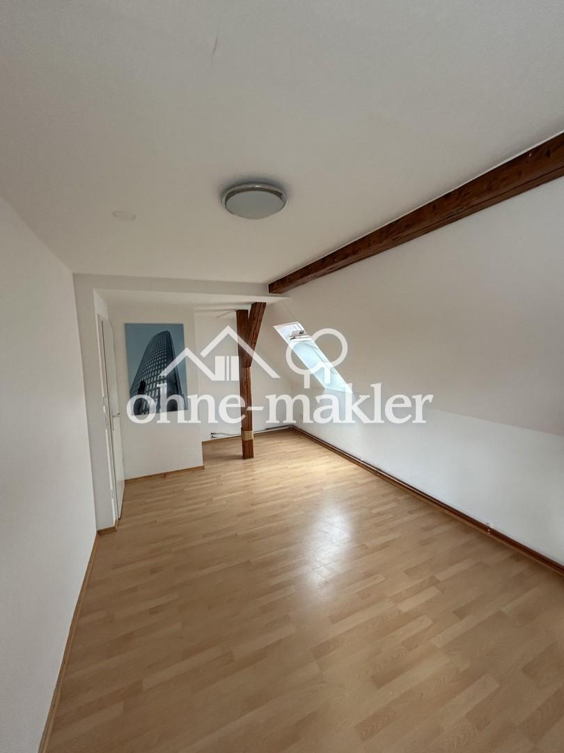 Gemütliche 2-Zimmer-Dachgeschosswohnung - Foto 3