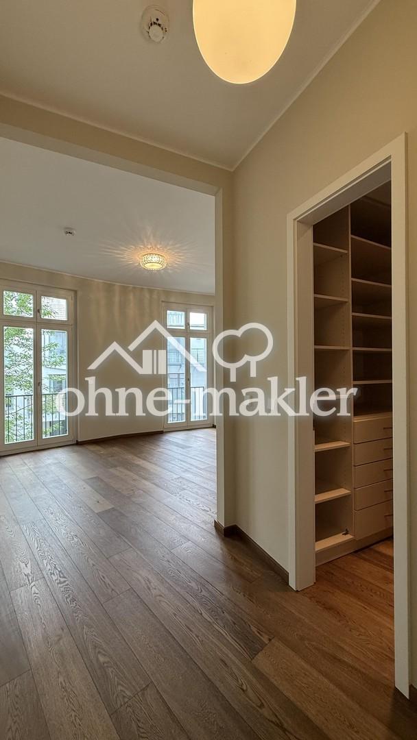 FELINI - Luxus – exklusive 4-Zi Wohnung, Garderobe, Kamin, Balkon, EBK, TG Stellplatz - Photo 5