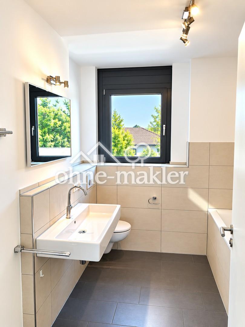 Über den Dächern von Böblingen – moderne 3-Zimmer-Wohnung mit großer Terrasse & TG - Photo 5