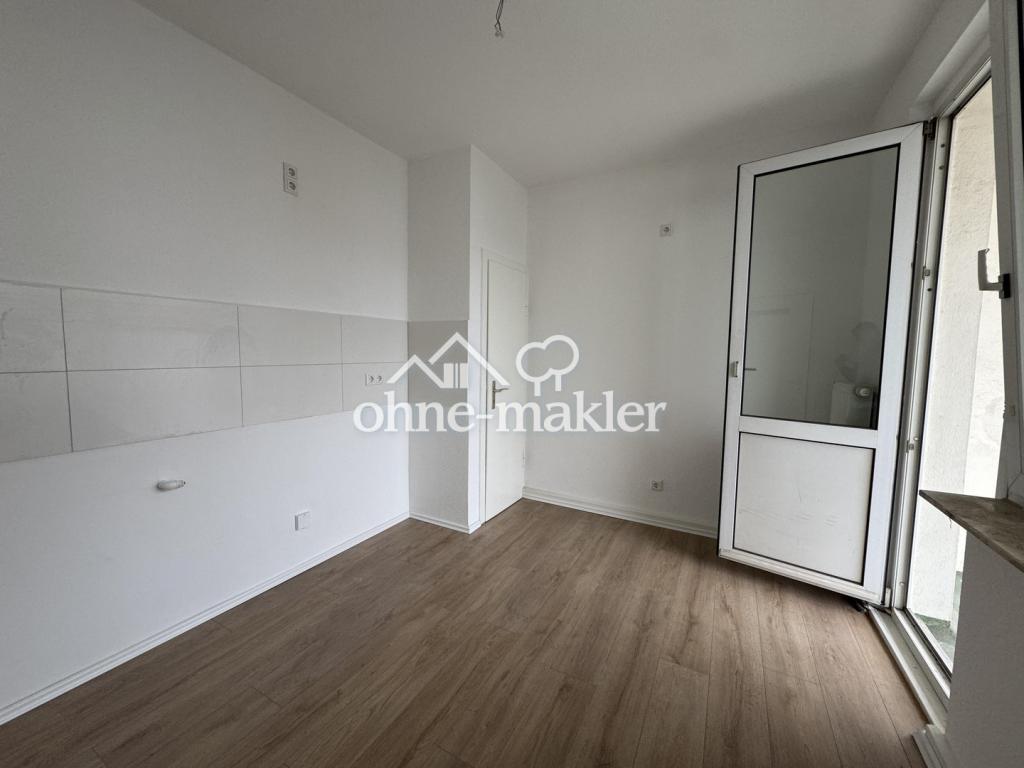 Frisch renovierte 3-Zimmer-Wohnung mit Balkon, frei ab sofort - Photo 3