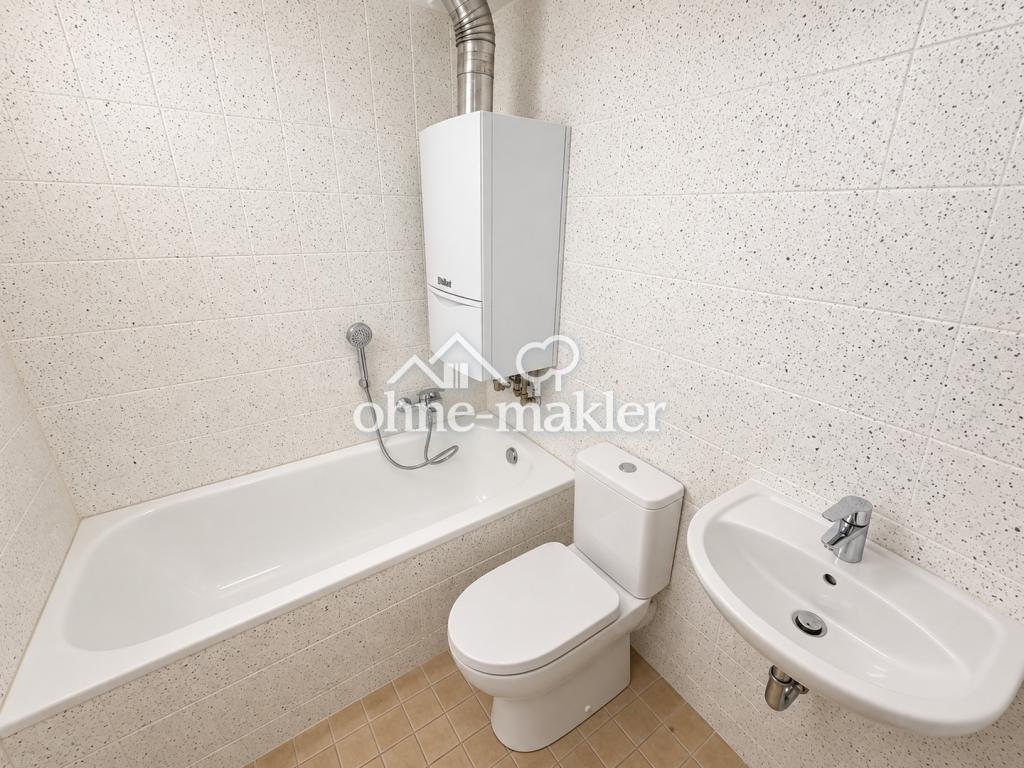 Frisch renovierte 3-Zimmer-Wohnung mit Balkon, frei ab sofort - Photo 4