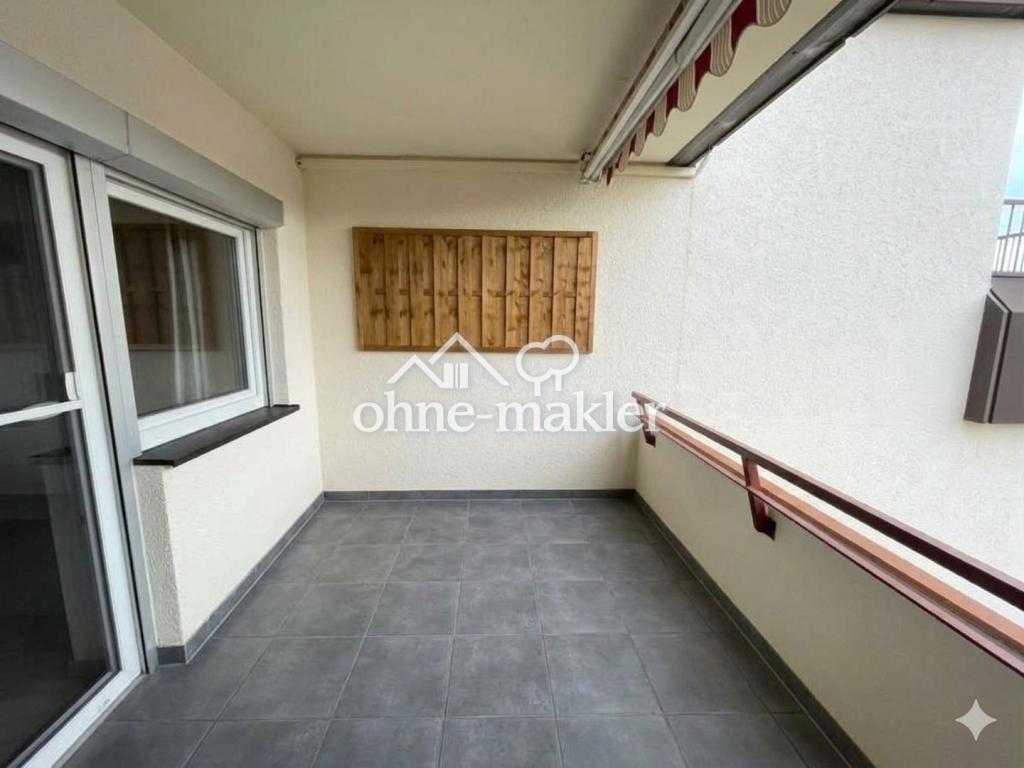 Helle und großzügige 5-Zimmer-Wohnung mit Balkon, Einbauküche und Garage in Ammerbuch-Altingen - Foto 2