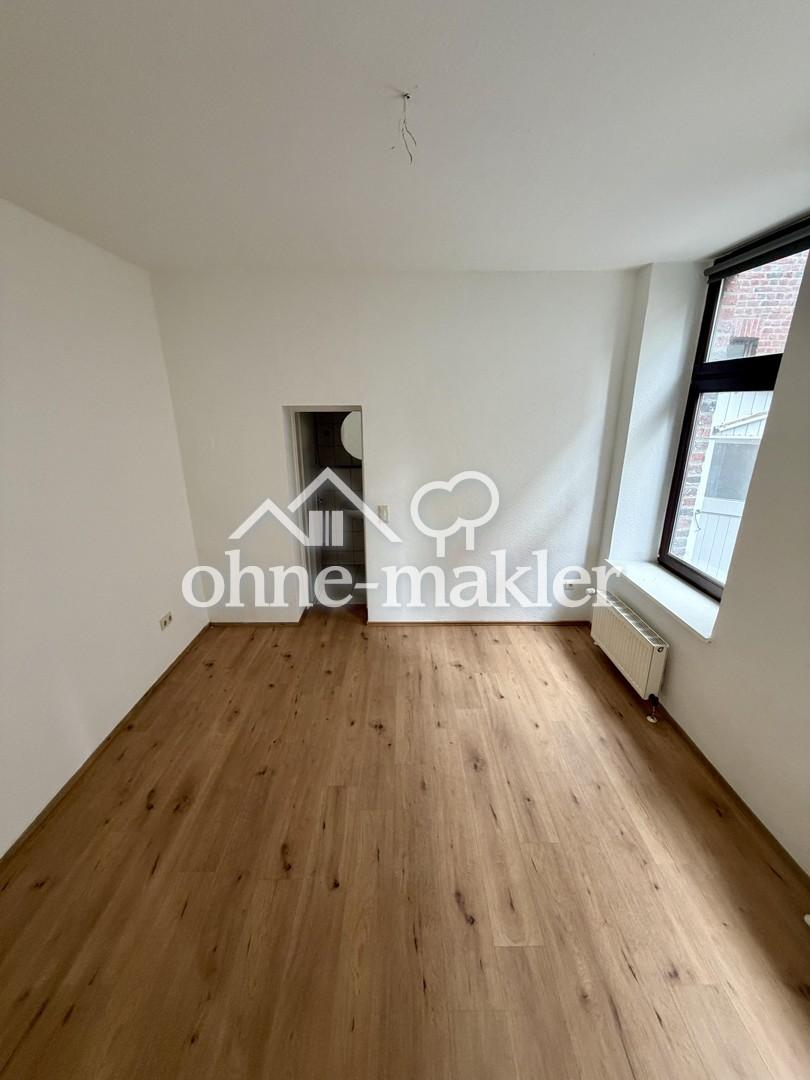 Frisch renoviert: 2 Zimmer auf 76 m² mit kleinem Garten/Hof in guter Lage in Krefeld - Photo 5