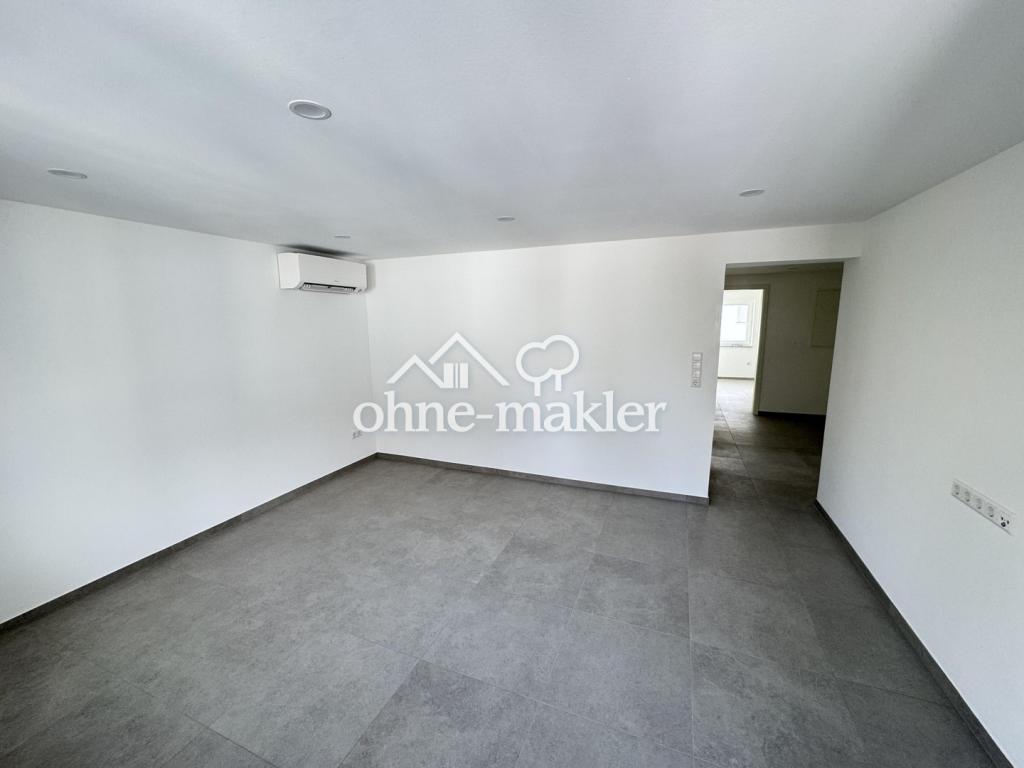 Komplett saniert & Erstbezug: 3 Zimmer, Einbauküche, Klimaanlage – Leonberg - Photo 1