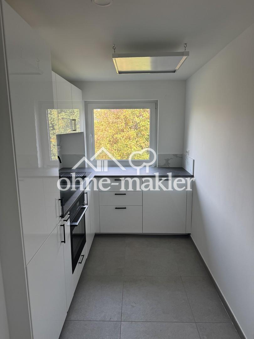 Komplett saniert & Erstbezug: 3 Zimmer, Einbauküche, Klimaanlage – Leonberg - Photo 2