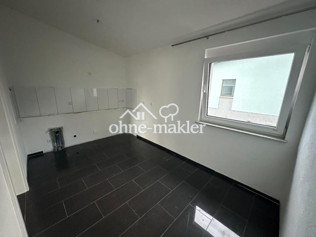 Neuwertige Wohnung mit Garage und Stellplatz - Photo 2
