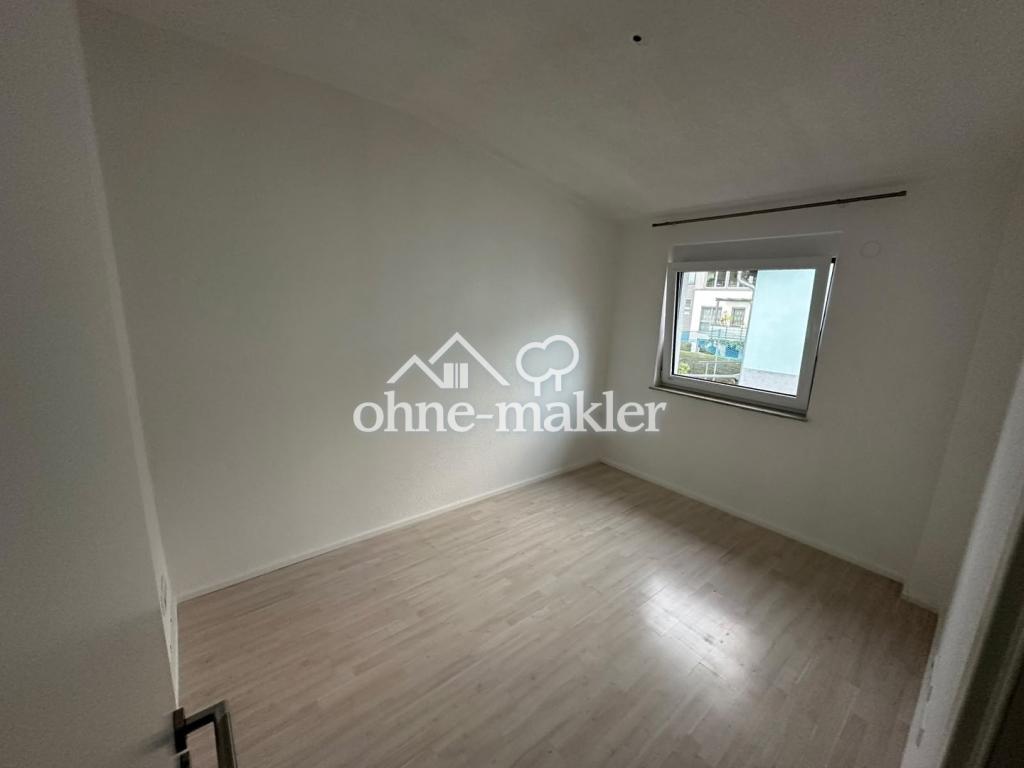 Neuwertige Wohnung mit Garage und Stellplatz - Photo 1