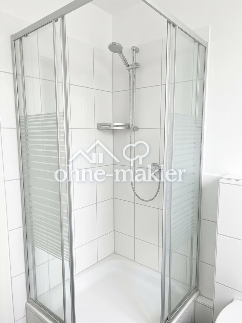Sanierte 3 Zimmer Wohnung mit Balkon, Badewanne & Dusche - Photo 3