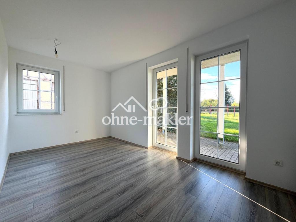 Neu renoviert. Im Erdgeschoss mit Terrasse inkl. KÜCHE * in Wabern-Zennern - Photo 1