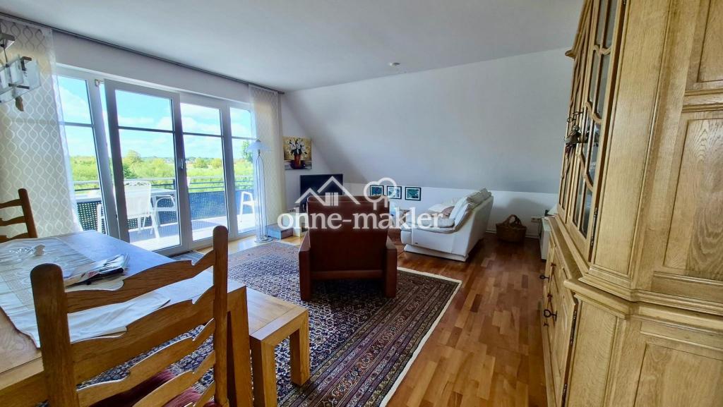 Gepflegte Dachgeschosswohnung mit Mainblick - Photo 1