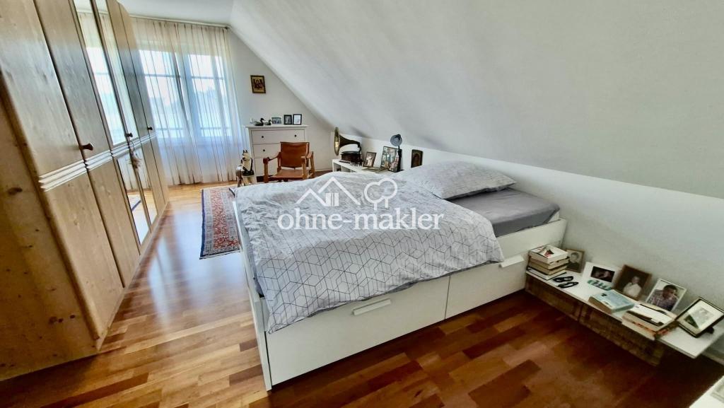 Gepflegte Dachgeschosswohnung mit Mainblick - Photo 3