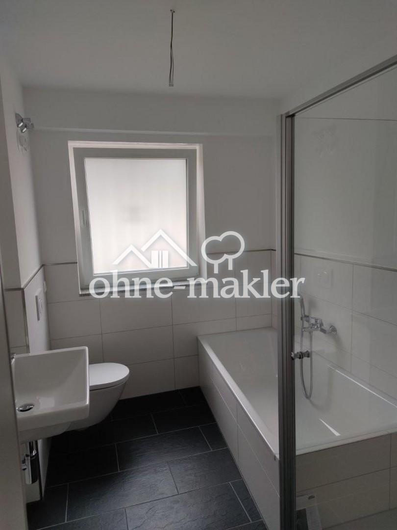 Sanierte 4 Zimmer Erdgeschosswohnung mit großem Balkon und Gartenbereich - Photo 5